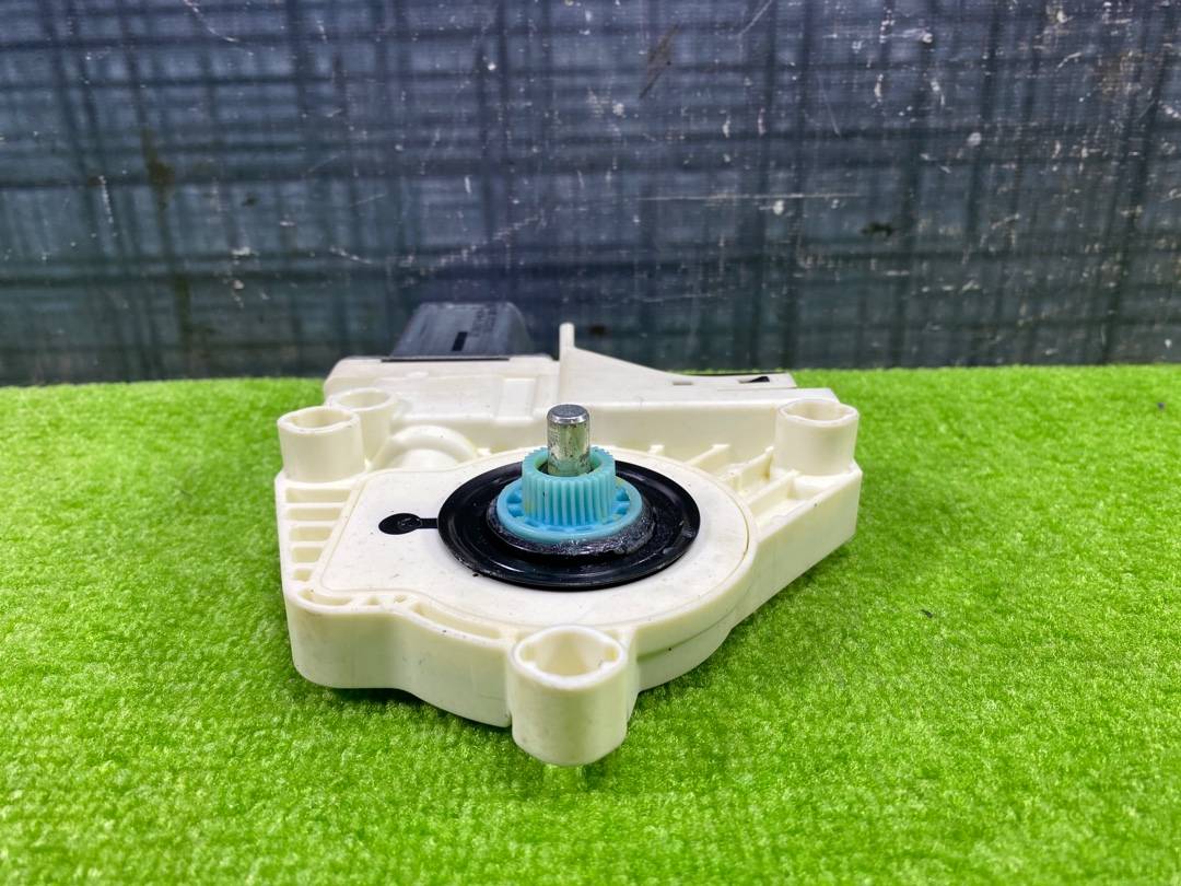 Мотор стеклоподъемника, 900 рублей, Красноярск