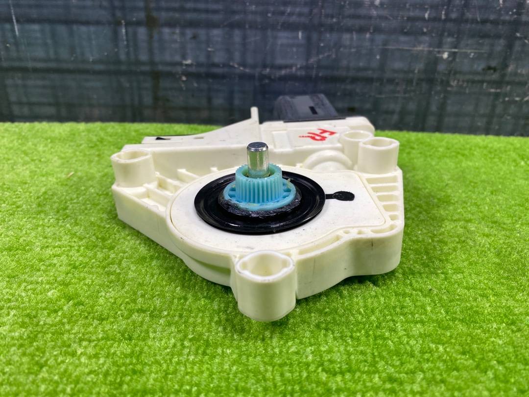 Мотор стеклоподъемника, 900 рублей, Красноярск