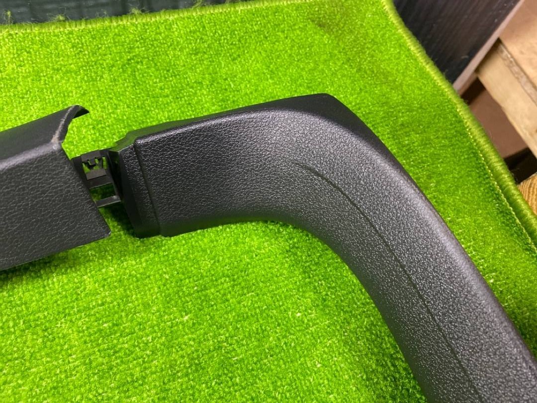 Пластик крышки багажника, 720 рублей, Красноярск