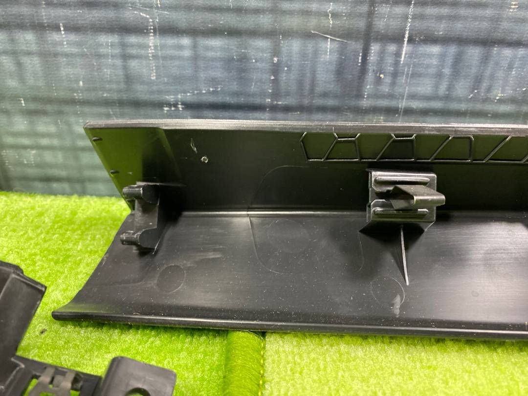 Пластик крышки багажника, 720 рублей, Красноярск