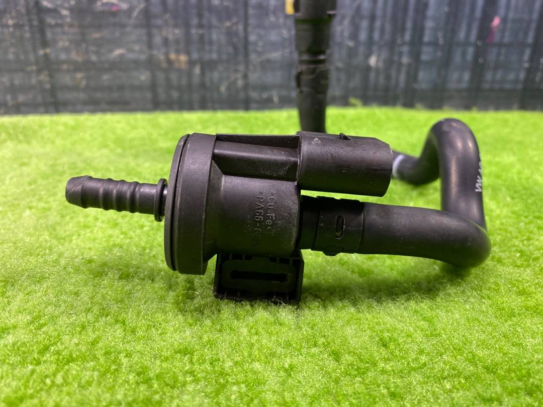 Клапан вентиляции топливного бака, 900 рублей, Красноярск