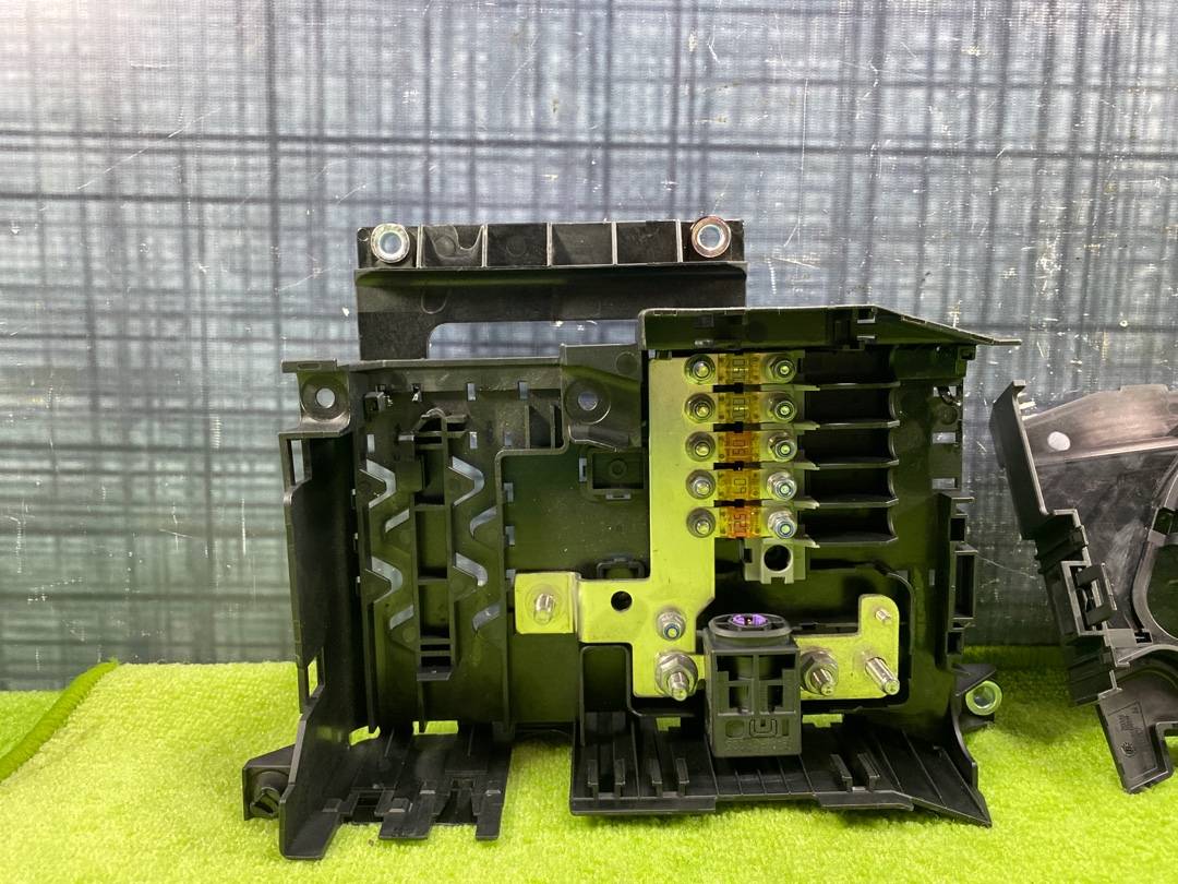 Предохранитель аккумулятора, 1800 рублей, Красноярск