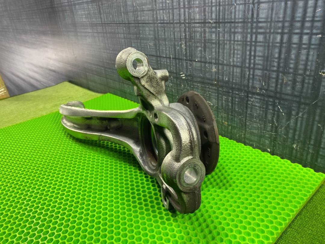 Поворотный кулак, 4500 рублей, Красноярск