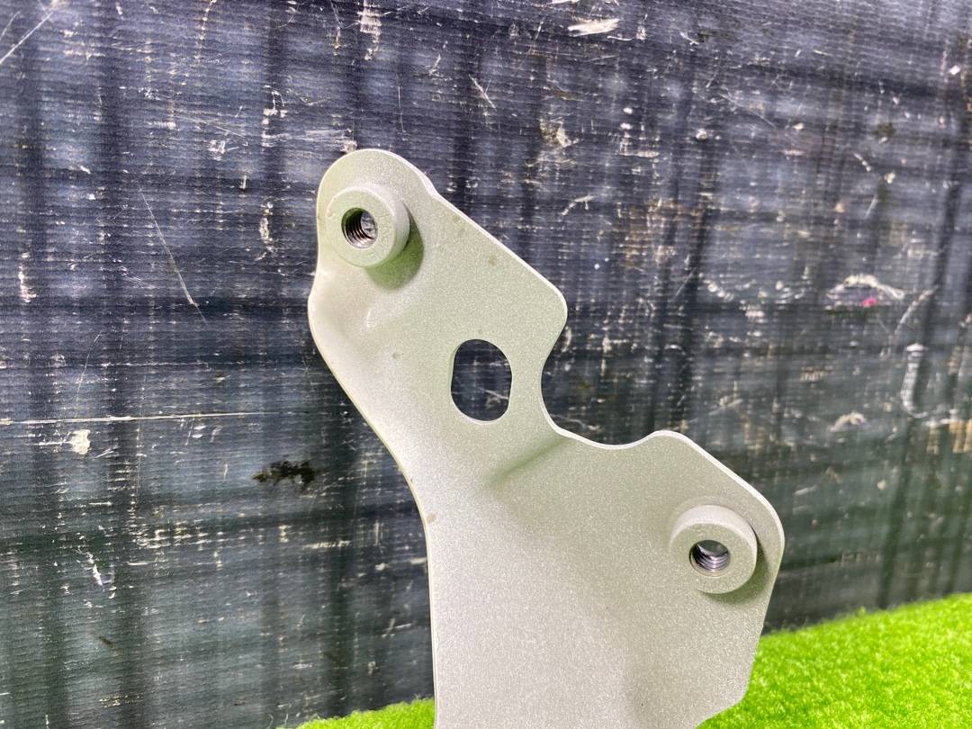 Кронштейн крыла, 420 рублей, Красноярск