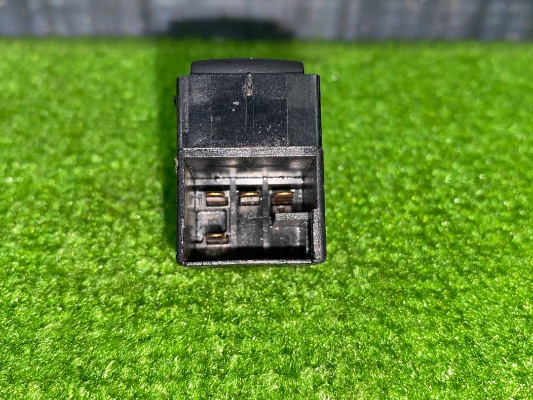 Кнопка стеклоподъемника, 225 рублей, Красноярск