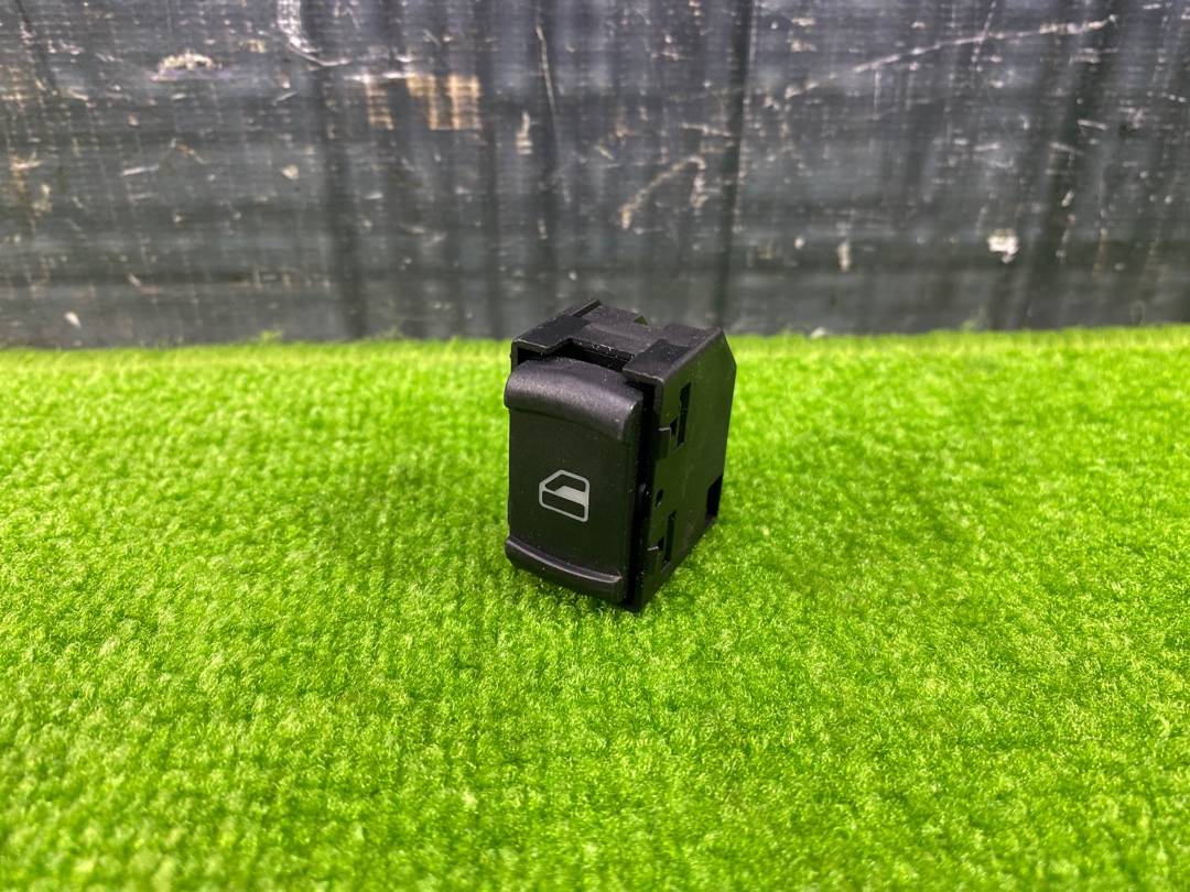 Кнопка стеклоподъемника, 225 рублей, Красноярск