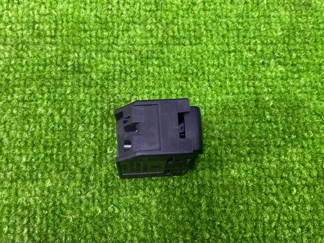 Кнопка стеклоподъемника, 225 рублей, Красноярск