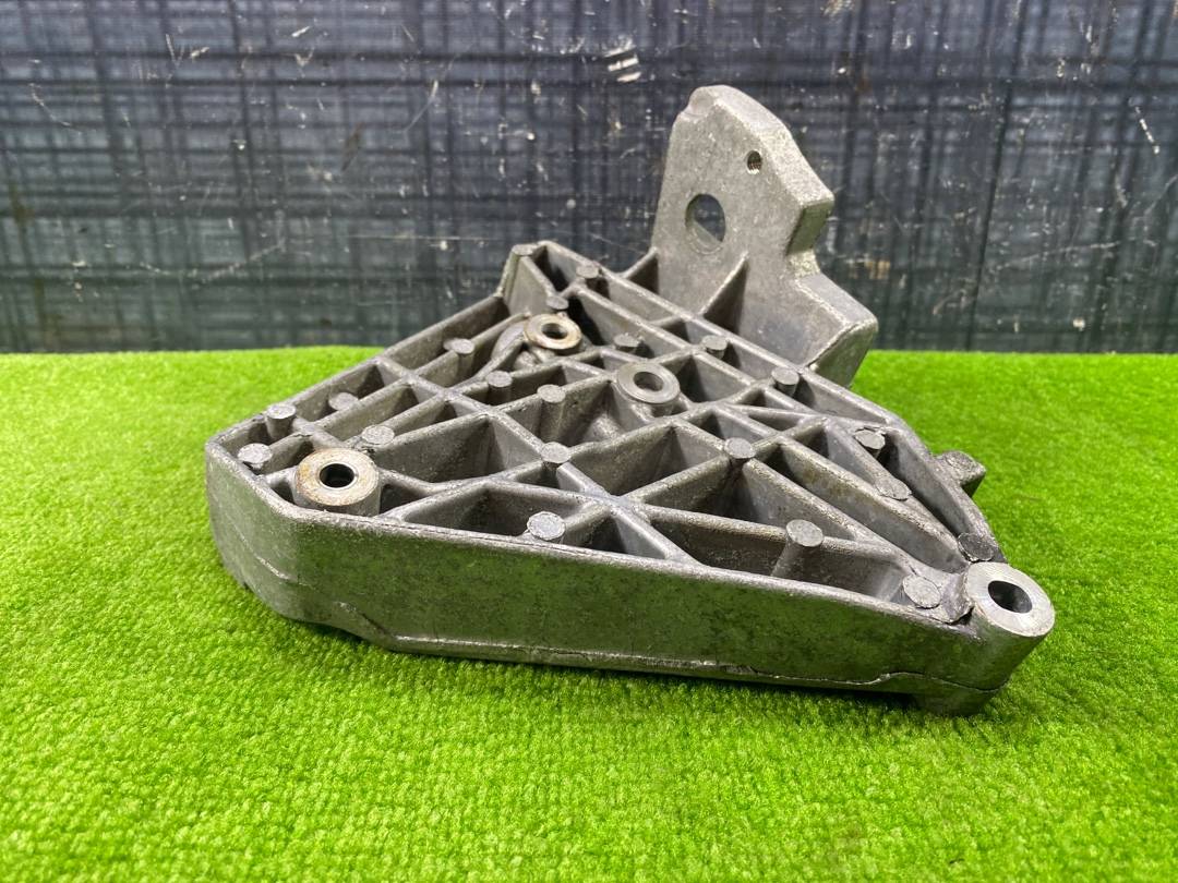 Кронштейн, 475 рублей, Красноярск