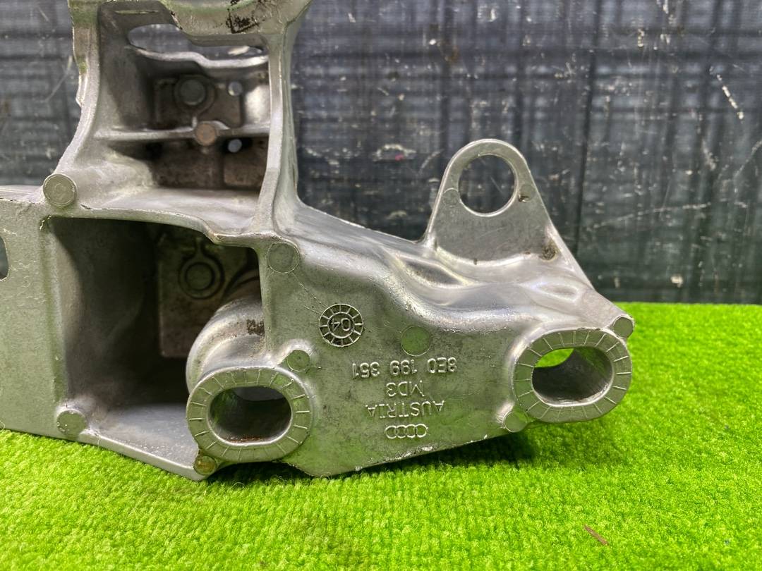 Кронштейн двигателя, 500 рублей, Красноярск