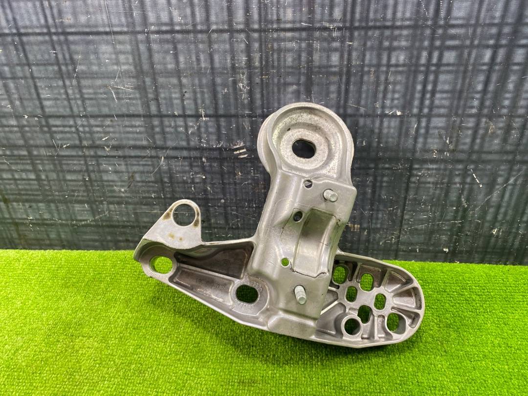 Кронштейн двигателя, 500 рублей, Красноярск