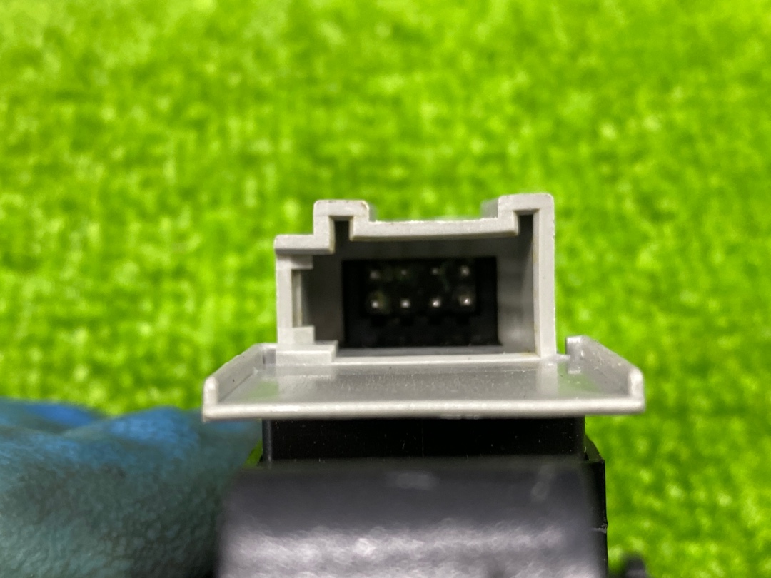 Кнопка стеклоподъемника, 330 рублей, Красноярск