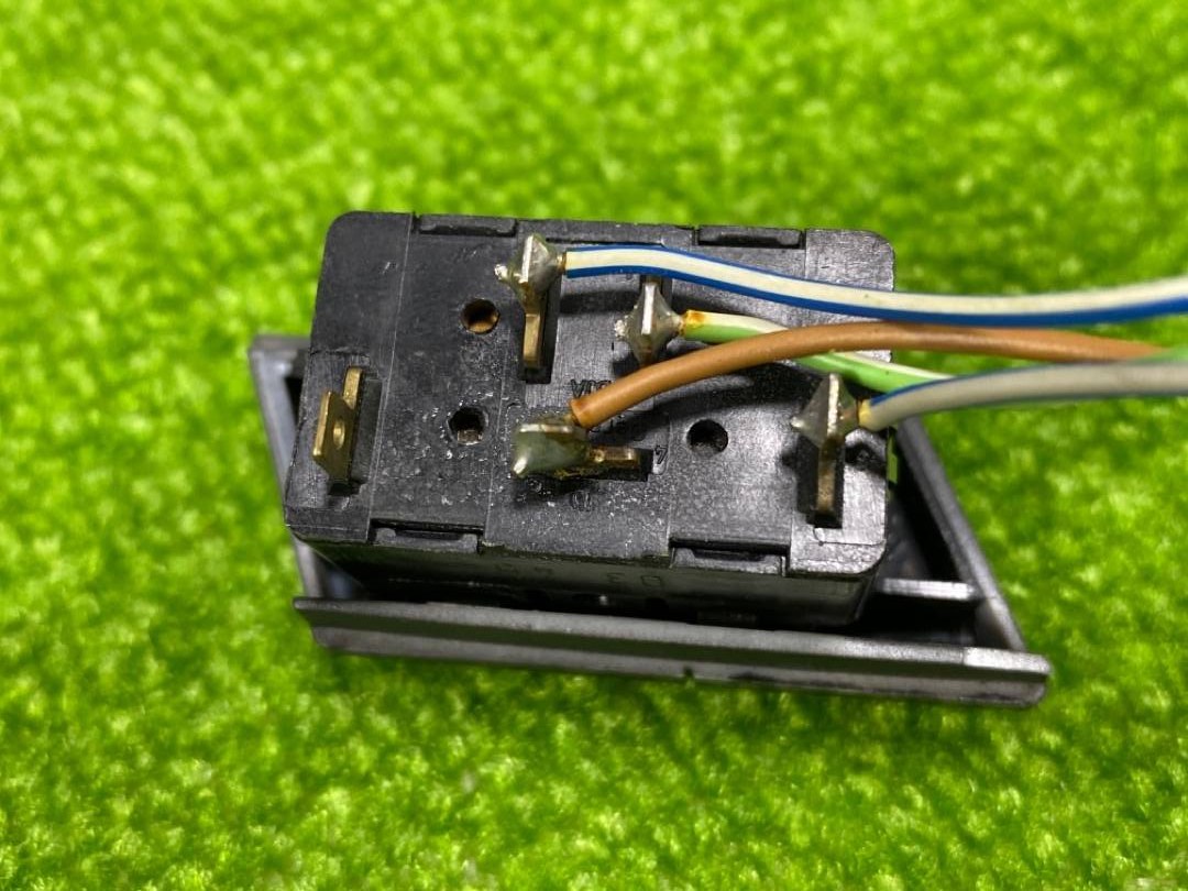 Кнопка центрального замка, 360 рублей, Красноярск