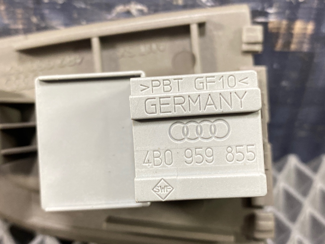 Кнопка стеклоподъемника, 330 рублей, Красноярск