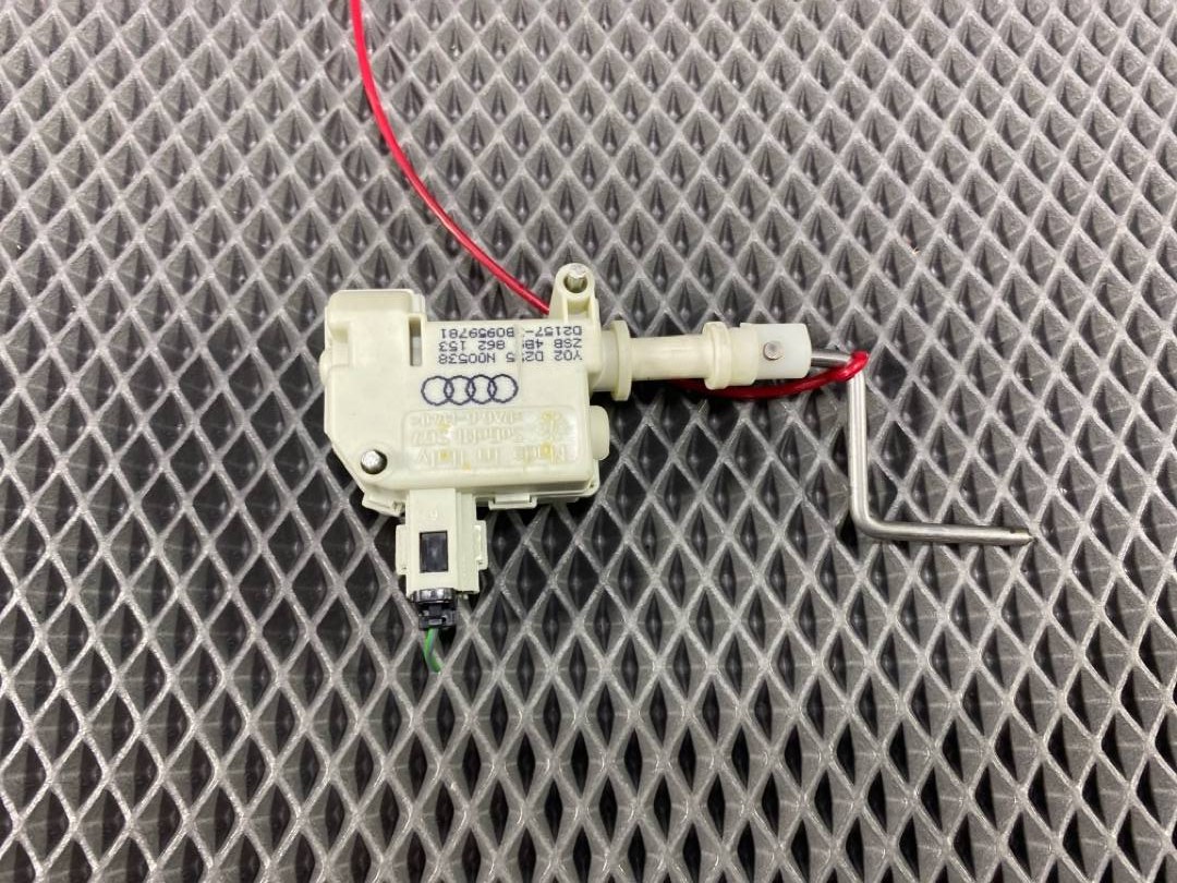 Замок лючка бензобака, 420 рублей, Красноярск