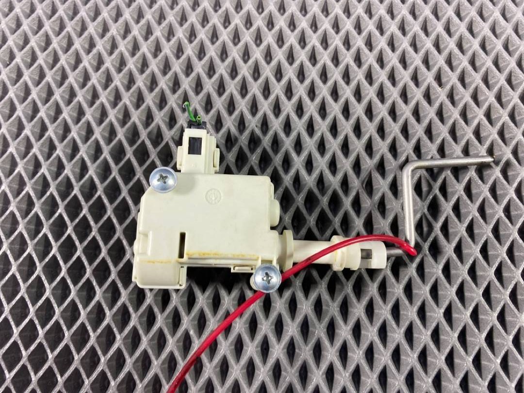 Замок лючка бензобака, 420 рублей, Красноярск