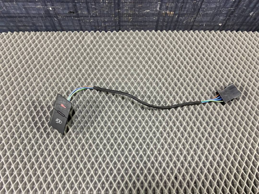 Кнопка центрального замка, 270 рублей, Красноярск