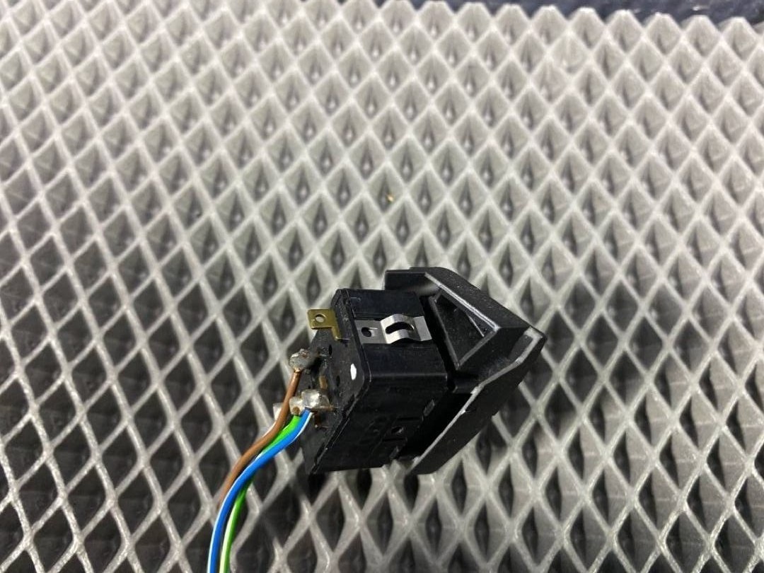 Кнопка центрального замка, 270 рублей, Красноярск