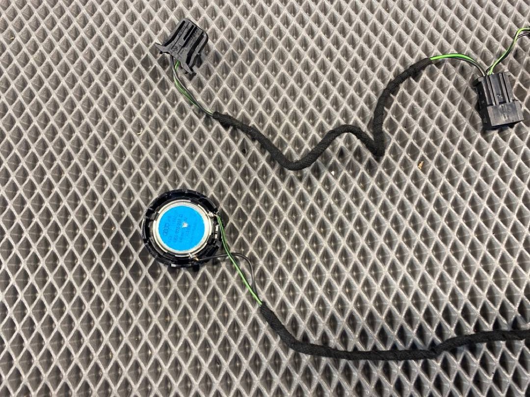 Динамик, 330 рублей, Красноярск