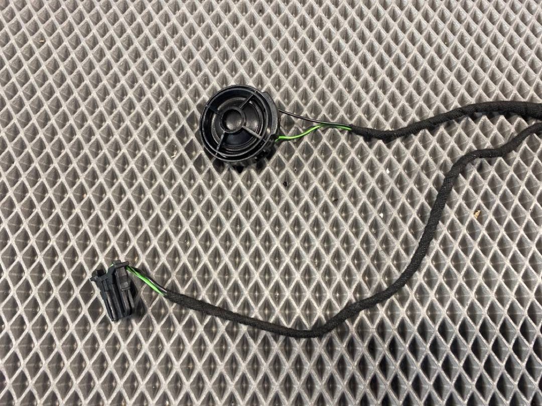 Динамик, 300 рублей, Красноярск