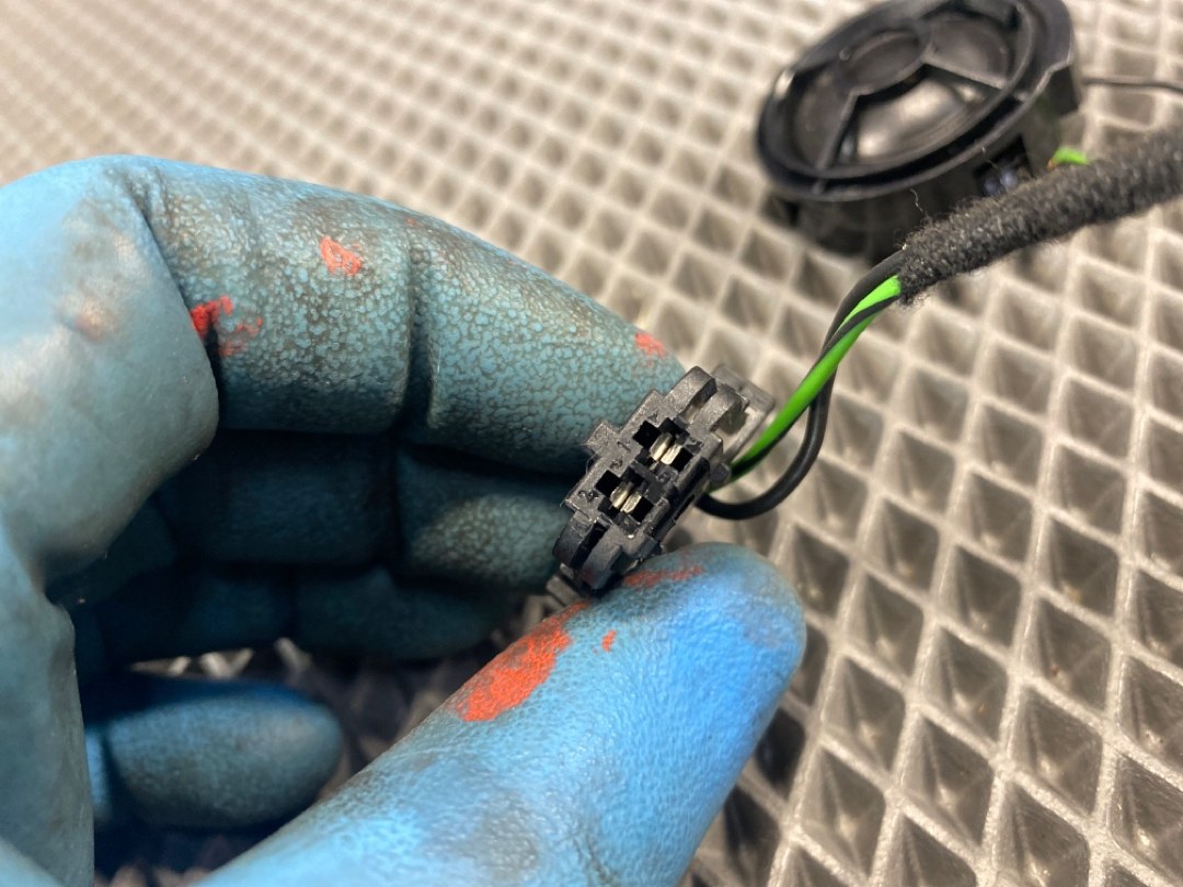 Динамик, 300 рублей, Красноярск