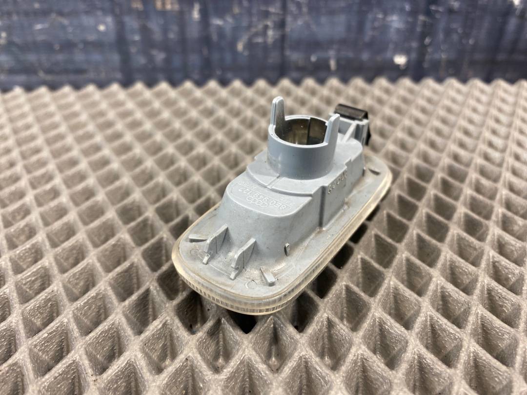 Повторитель в крыло, 300 рублей, Красноярск