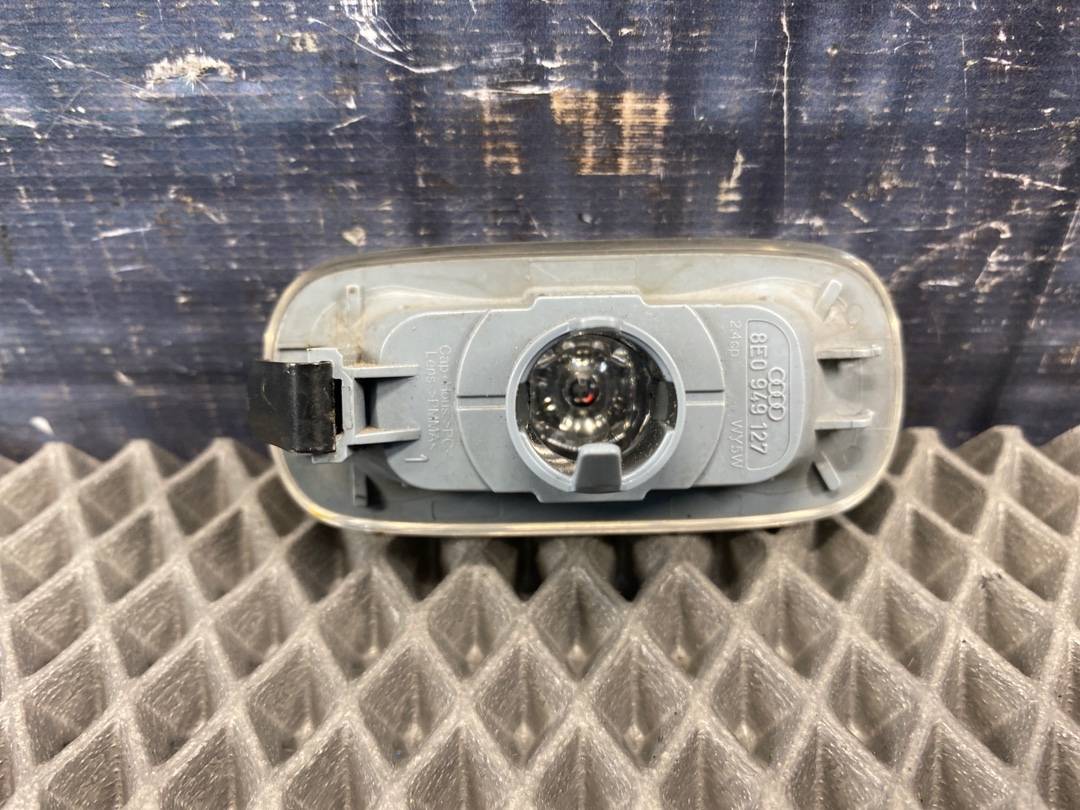 Повторитель в крыло, 300 рублей, Красноярск