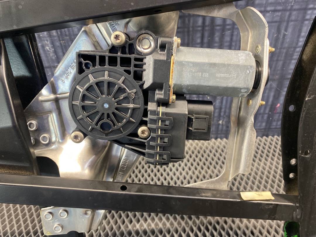 Стеклоподъемник, 900 рублей, Красноярск