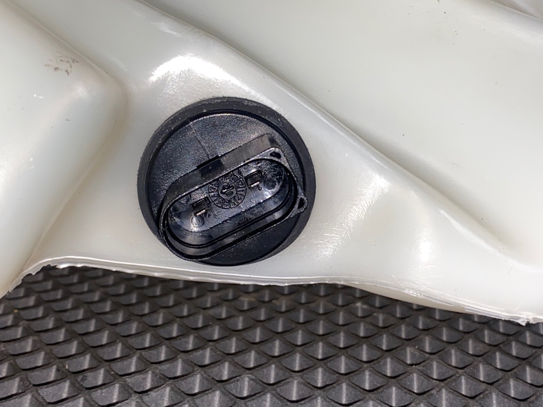 Бачок омывателя, 900 рублей, Красноярск