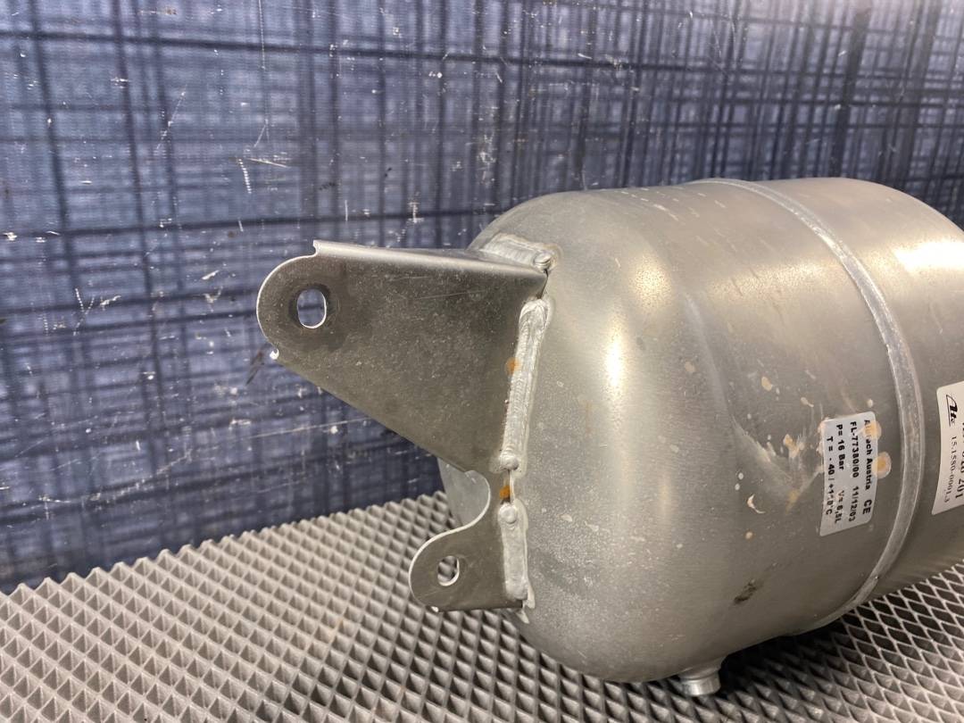 Ресивер пневмоподвески, 900 рублей, Красноярск