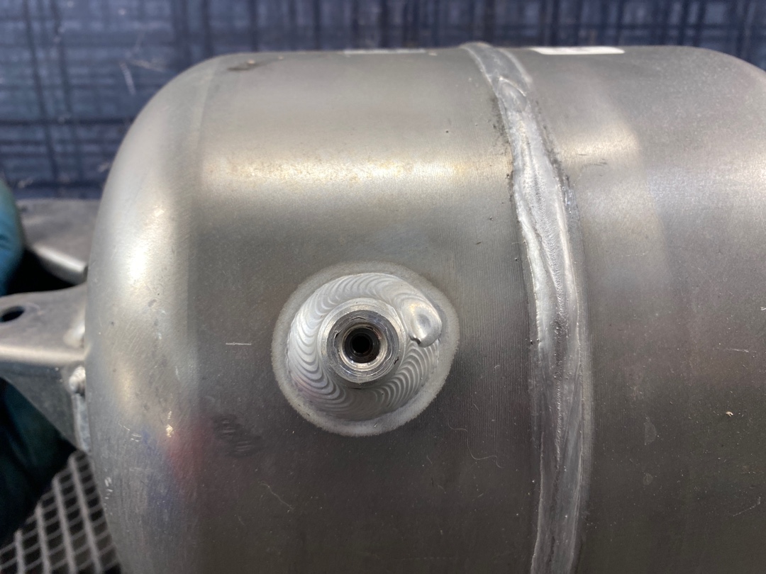 Ресивер пневмоподвески, 900 рублей, Красноярск