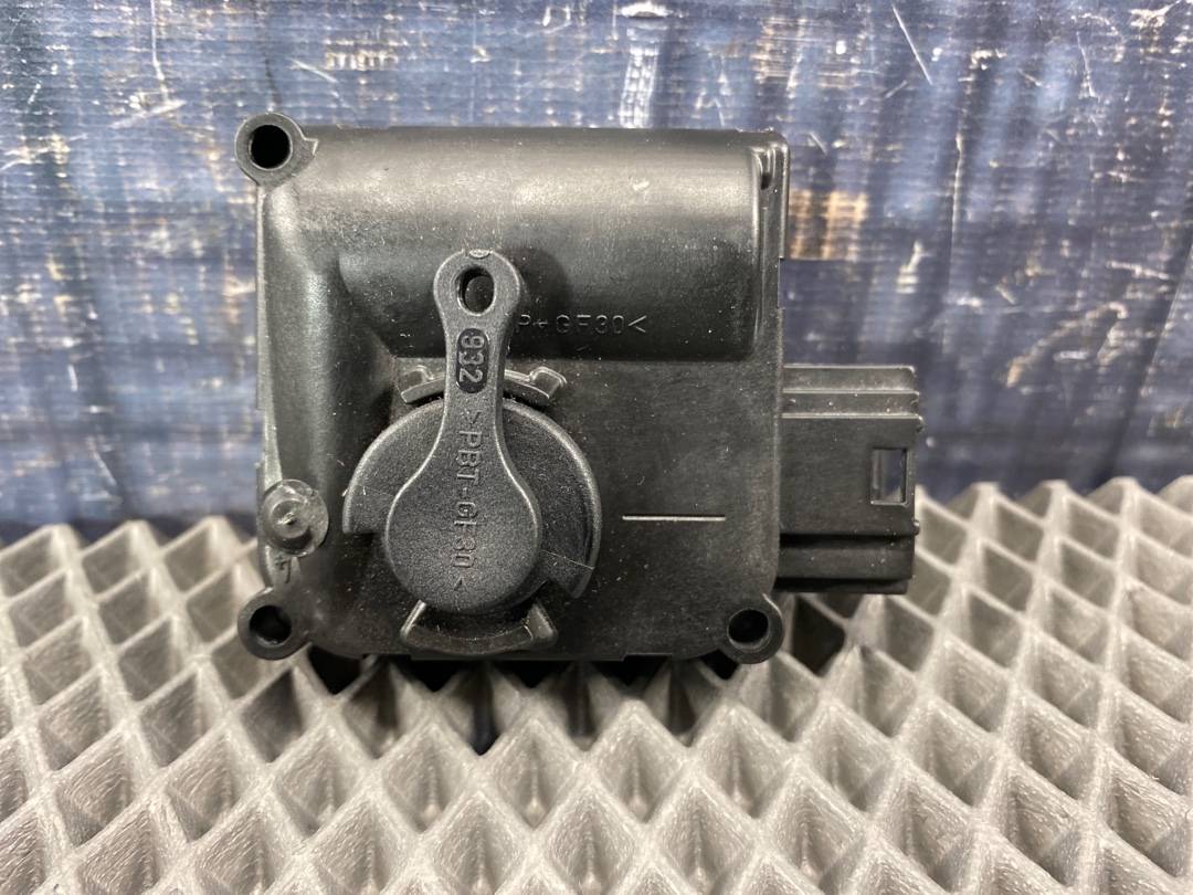 Мотор заслонки печки, 510 рублей, Красноярск