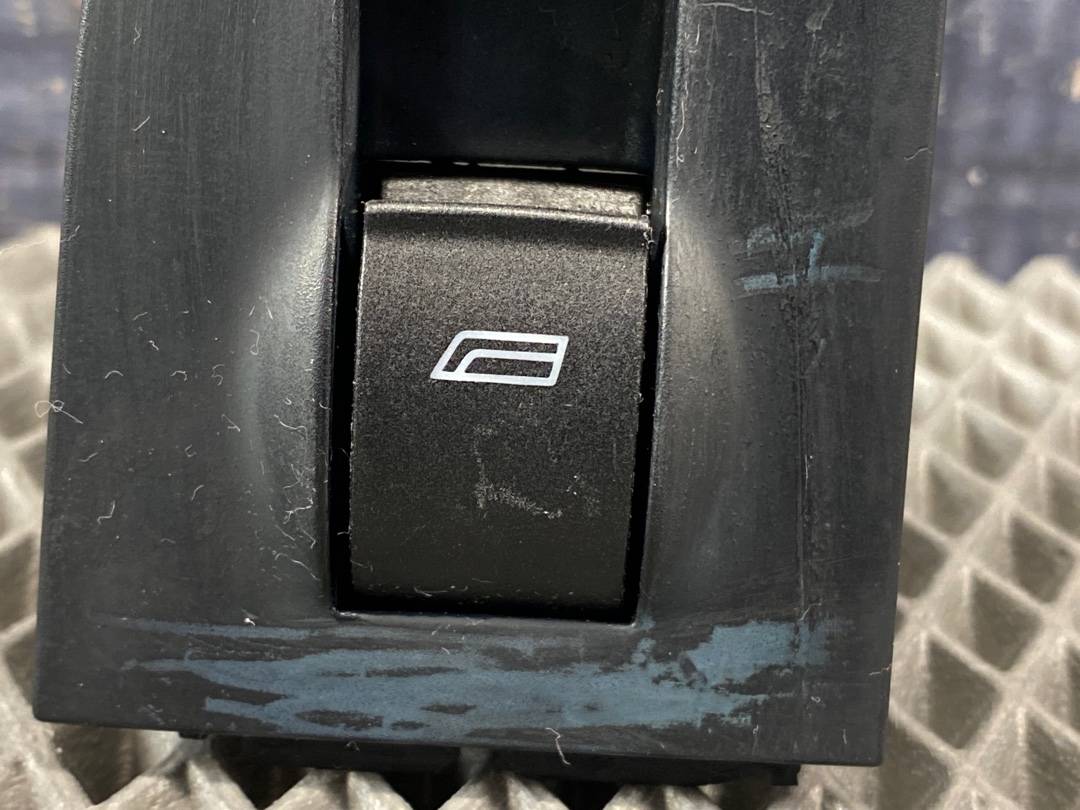 Кнопка стеклоподъемника, 330 рублей, Красноярск