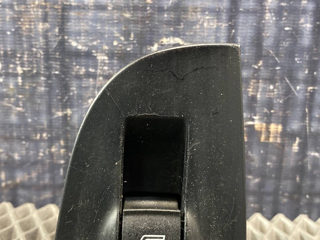 Кнопка стеклоподъемника, 330 рублей, Красноярск