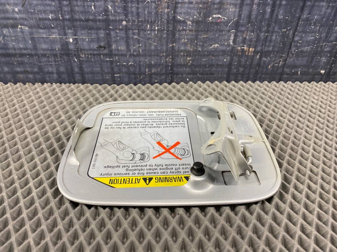 Лючок бензобака, 300 рублей, Красноярск