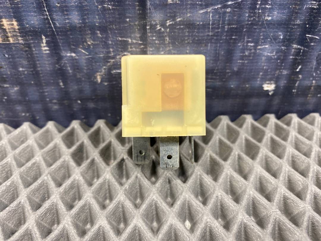 Реле, 300 рублей, Красноярск