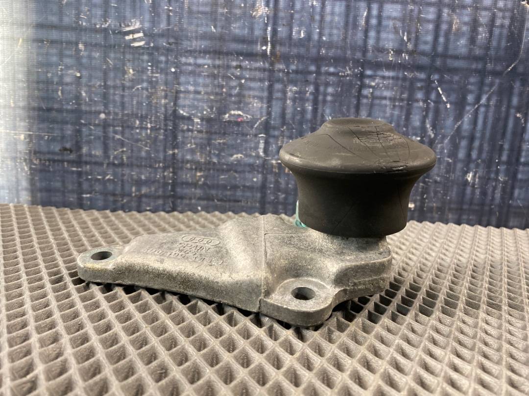 Кронштейн двигателя, 780 рублей, Красноярск