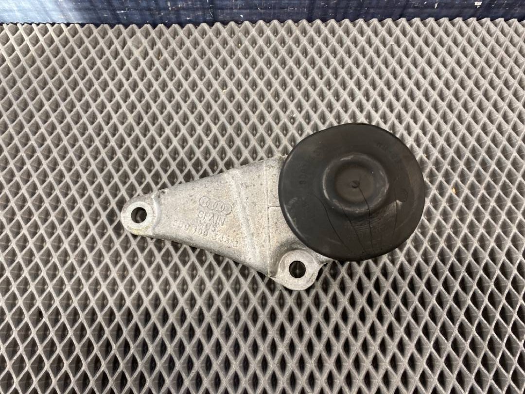 Кронштейн двигателя, 780 рублей, Красноярск