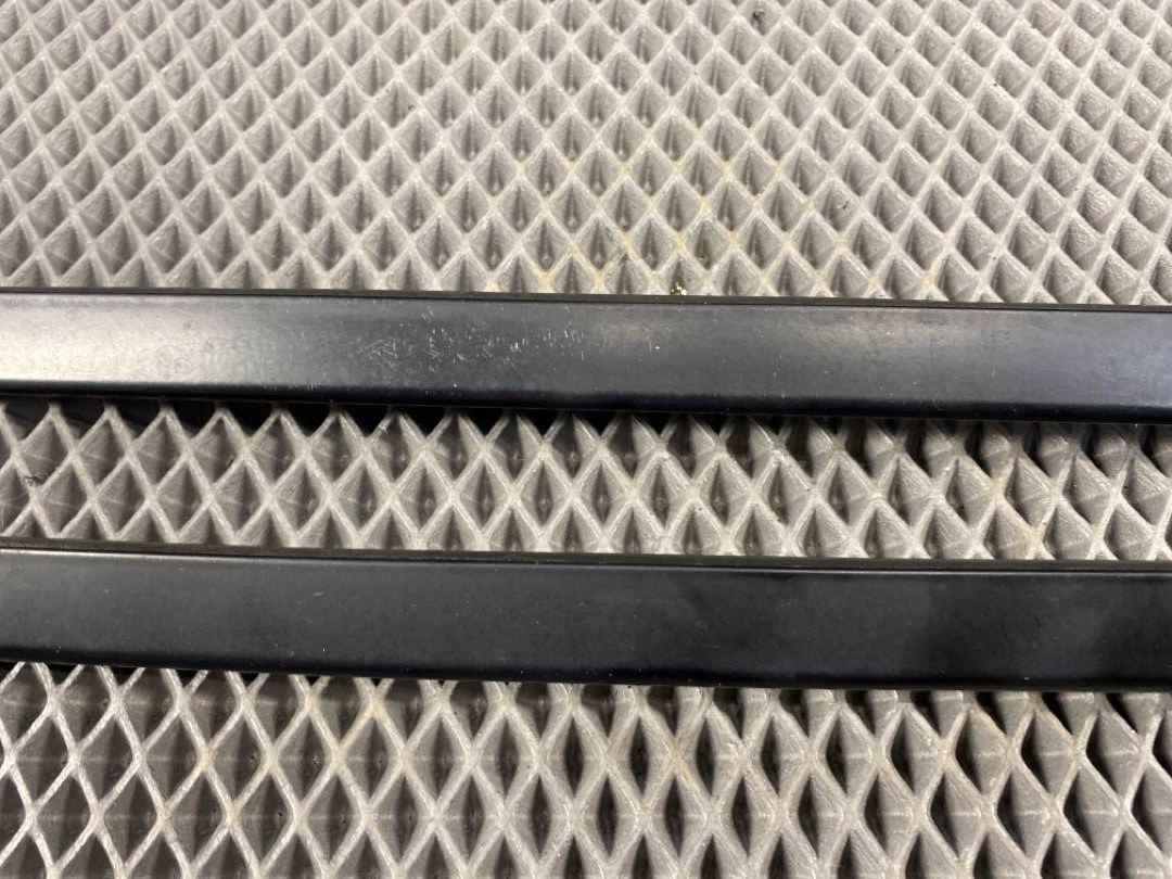 Молдинг лобового стекла, 450 рублей, Красноярск