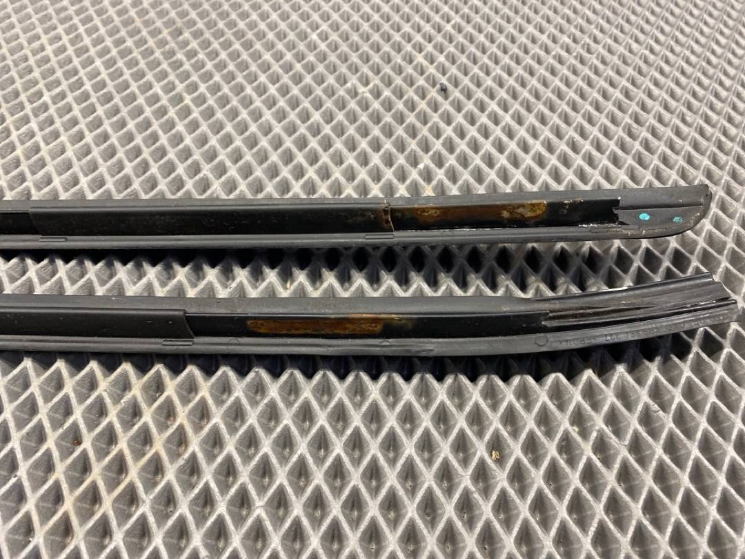 Молдинг лобового стекла, 450 рублей, Красноярск