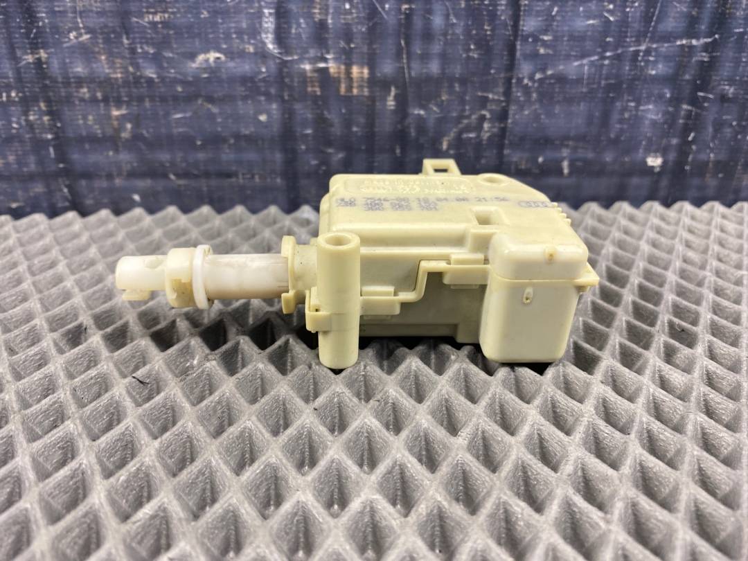 Замок лючка бензобака, 480 рублей, Красноярск