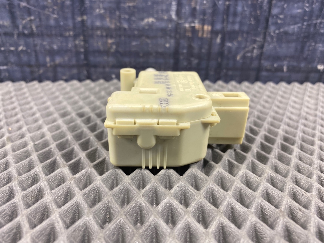 Замок лючка бензобака, 480 рублей, Красноярск