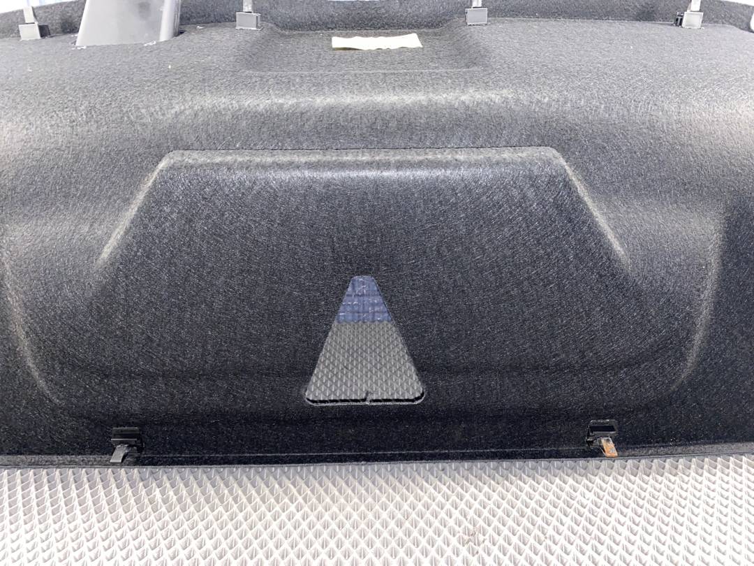 Обшивка крышки багажника, 900 рублей, Красноярск