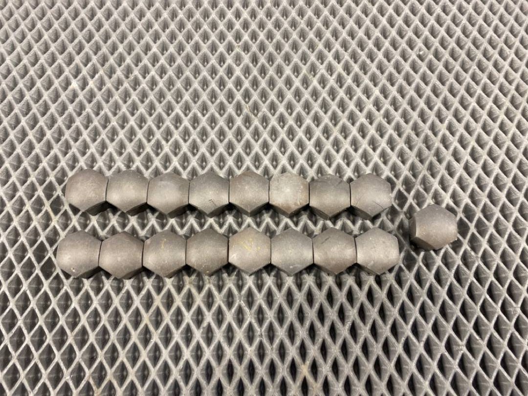 Комплект заглушек колесных болтов, 600 рублей, Красноярск