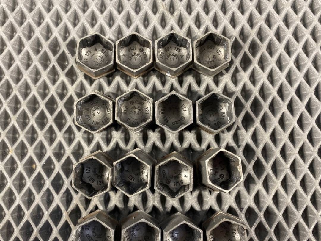 Комплект заглушек колесных болтов, 600 рублей, Красноярск