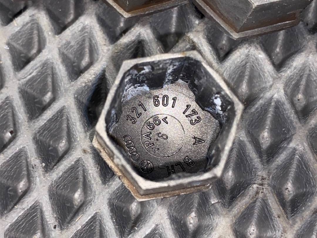 Комплект заглушек колесных болтов, 600 рублей, Красноярск