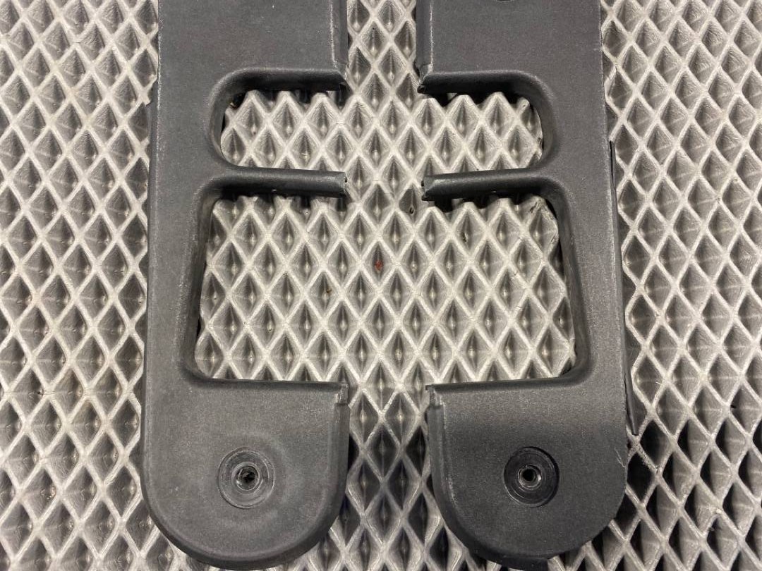 Пластик крышки багажника, 325 рублей, Красноярск