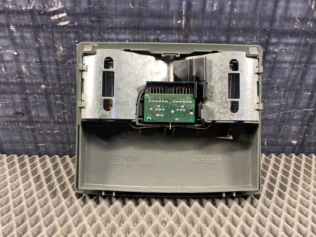 Плафон салона, 350 рублей, Красноярск