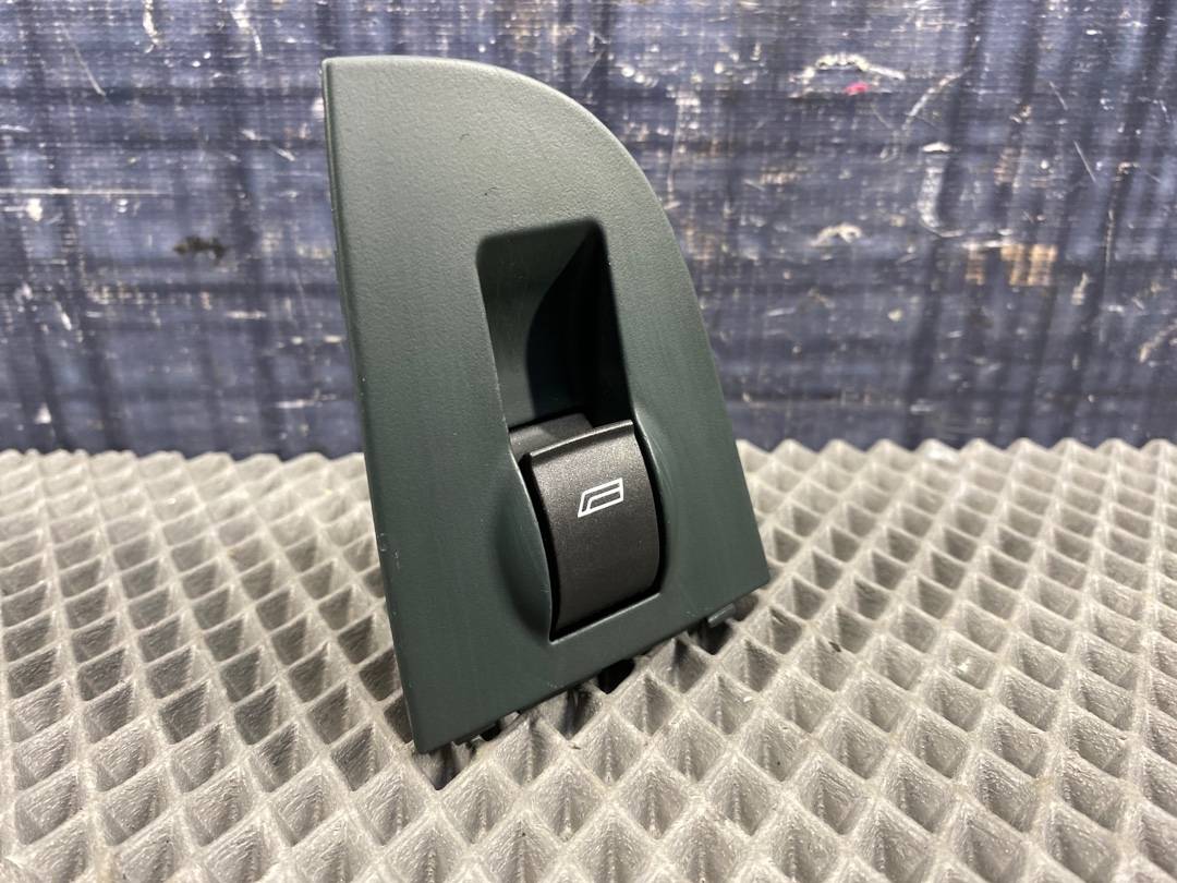 Кнопка стеклоподъемника, 275 рублей, Красноярск