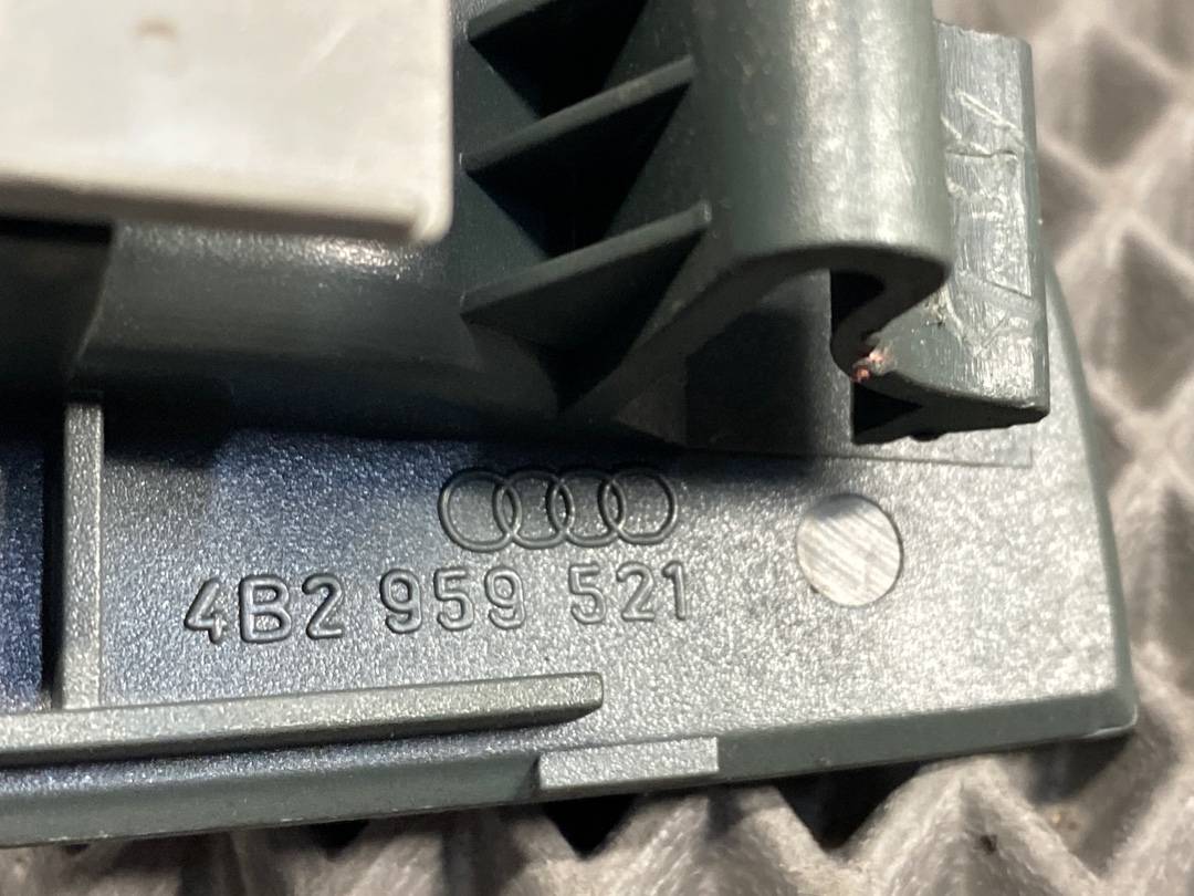 Кнопка стеклоподъемника, 275 рублей, Красноярск