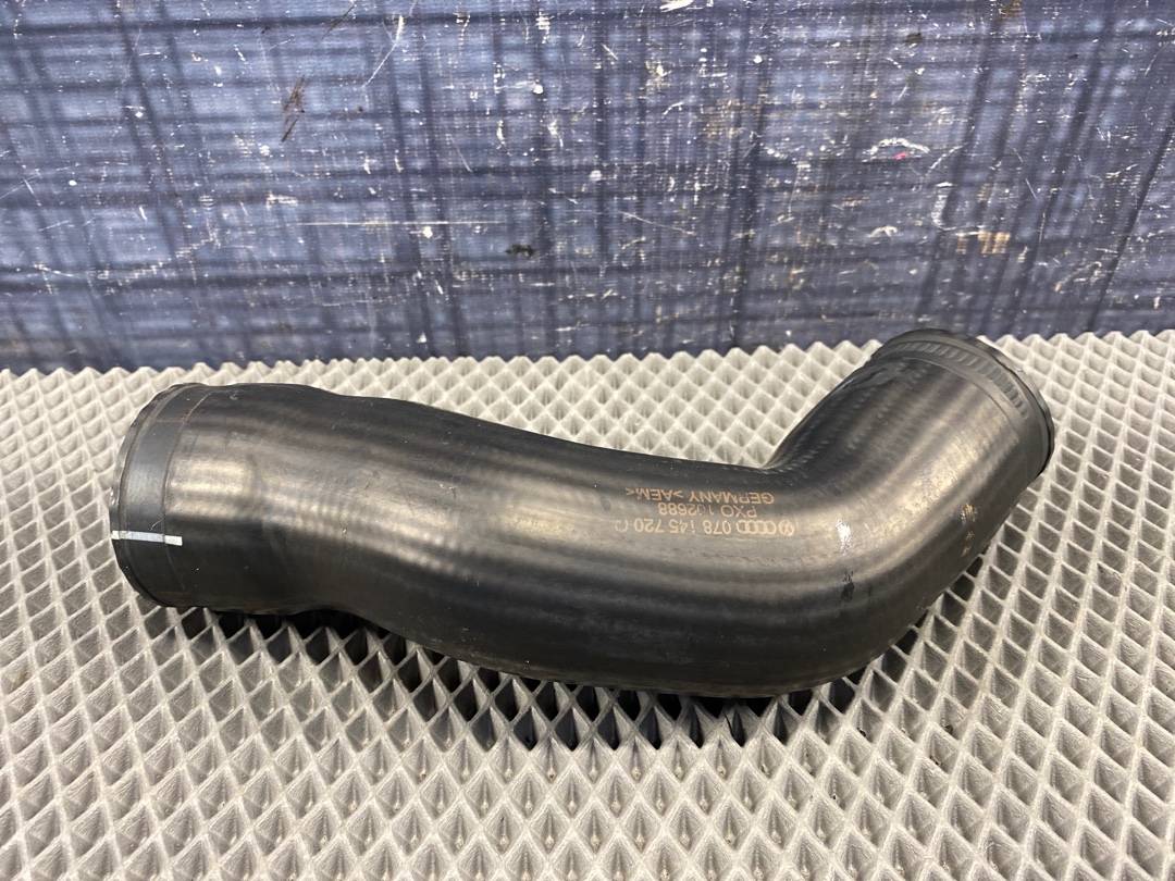 Патрубок интеркуллера, 300 рублей, Красноярск